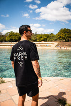 Carregar imagem no visualizador da galeria, Camiseta Essencial KF Bolso
